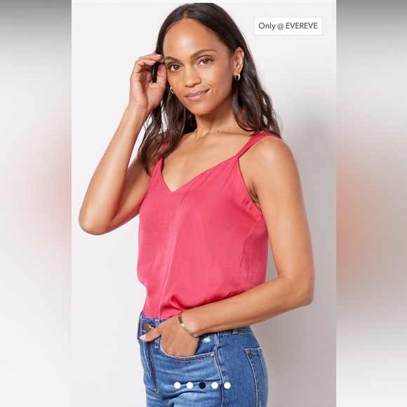 Evereve Kyle V Neck Cami Lovepotion sleeveless adjustable strap lined camisole - Picture 1 of 16